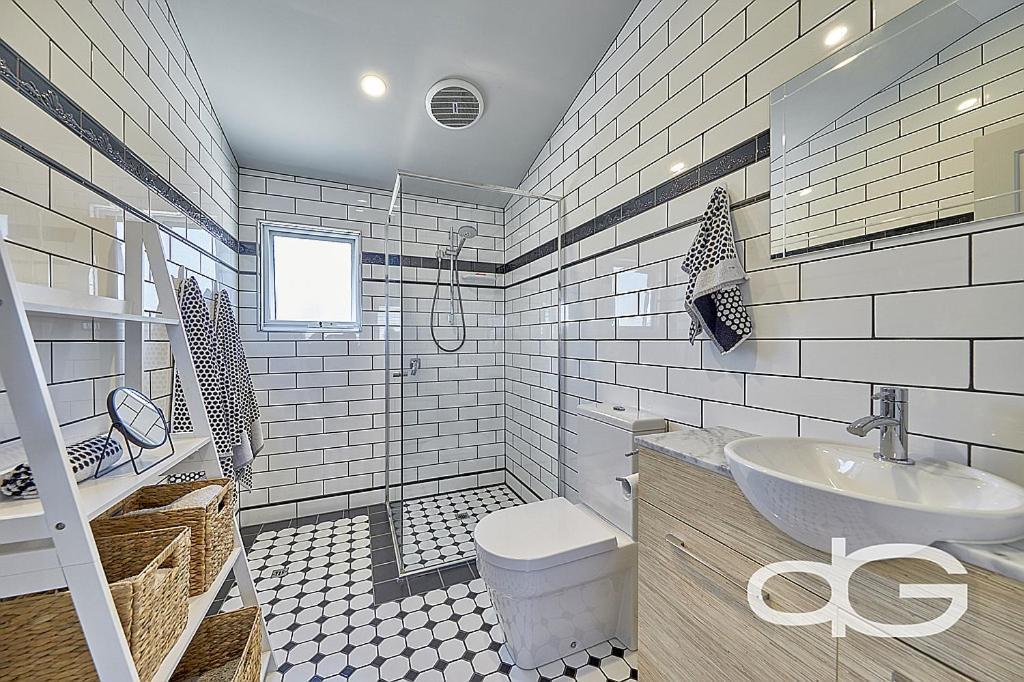 Federal Apartment *